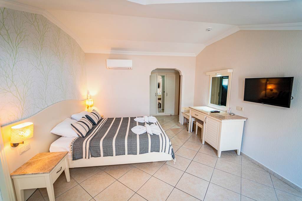 DLM_86229_Hotel_Blue_Star_1223_08.jpg