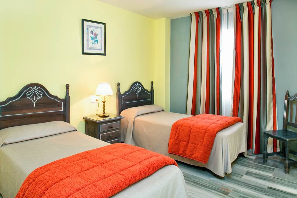 AGP_83392_Aparthotel_Ona_Campanario_1021_06.jpg