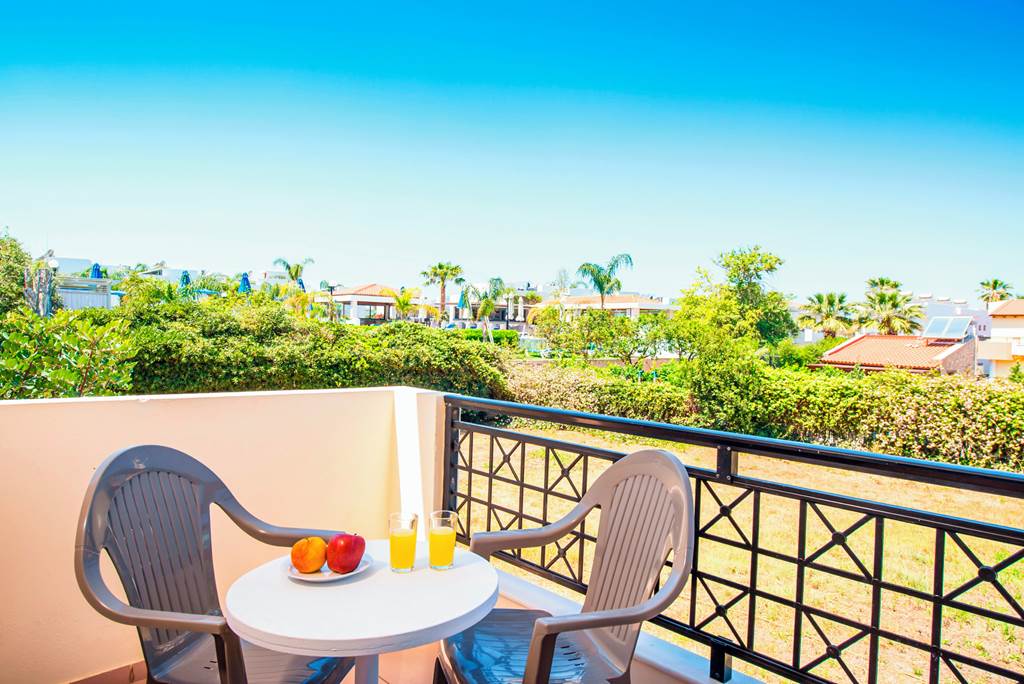 HER_87746_W_Suites_&_Apartments_0624_11.jpg