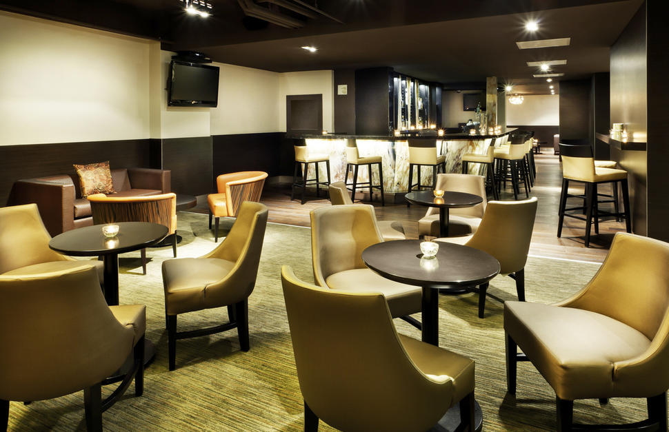 Holiday-Inn-Toronto-Downtown-Centre-2.jpg