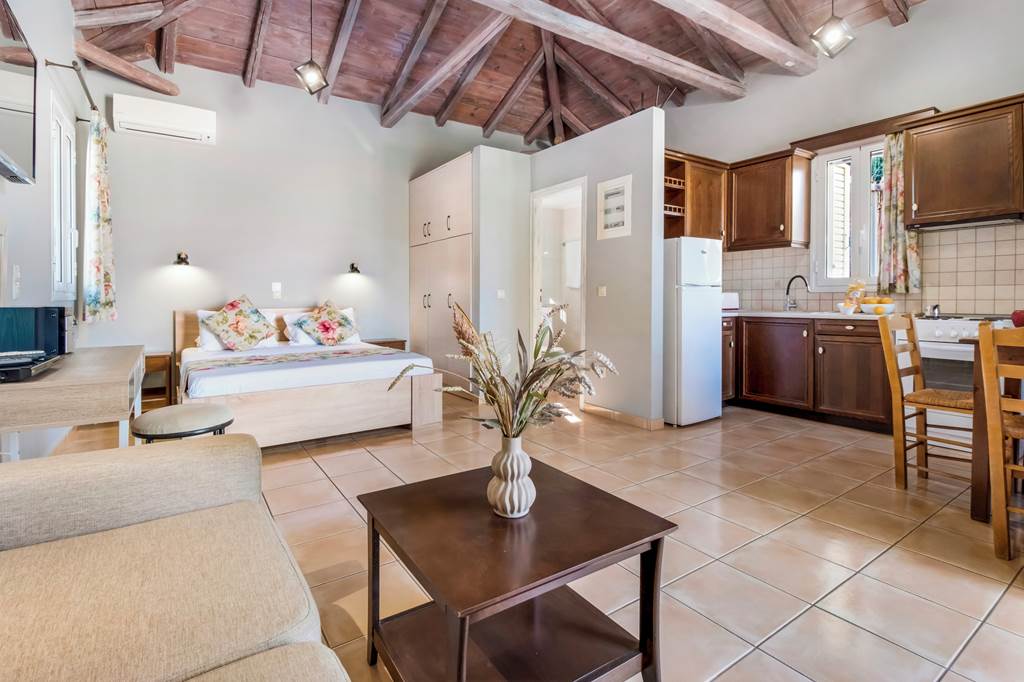 KLX_86888_Villa_Palataki_I_1224_04.jpg