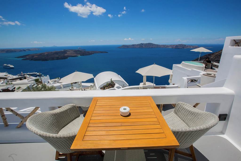 JTR_84395_Chic_Hotel_Santorini_0124_04.jpg