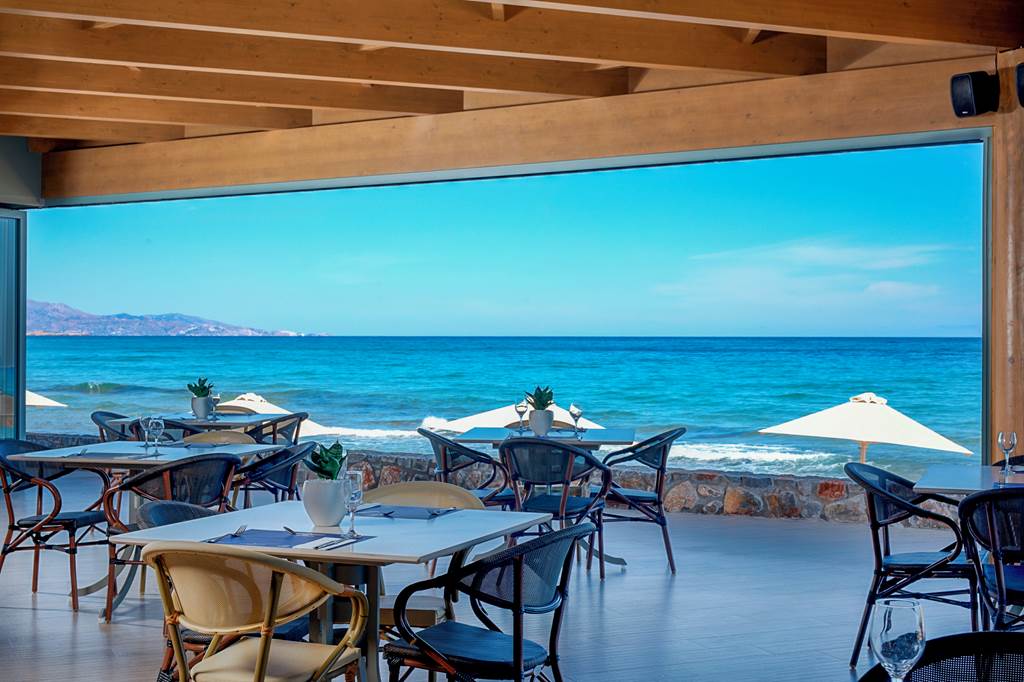 HER_70682_Arina_Beach_Resort_0723_01.jpg
