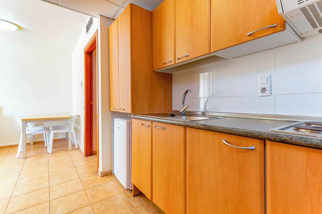 REU_70713_Festival_Village_Apartments_0919_20.jpg