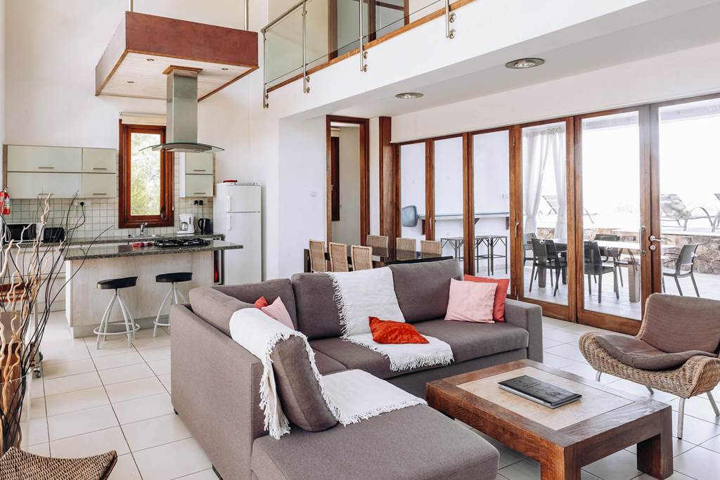 PFO_88914_Z&X_Holiday_Villas_-_Villa_Karavi_0125_17.jpg