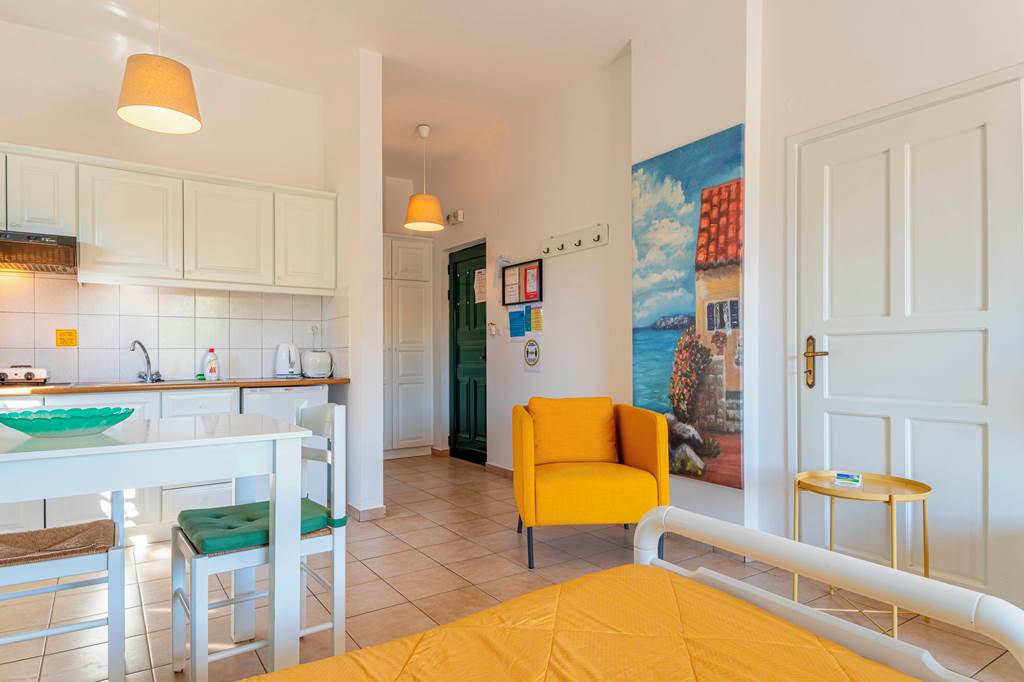 KLX_81343_Artemis_Apartments_1121_13.jpg