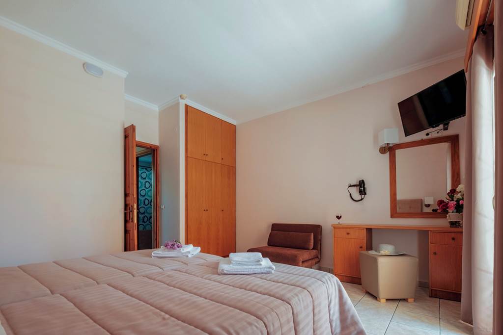 CFU_82444_Lagoon_Hotel_and_Apartments_0623_09.jpg
