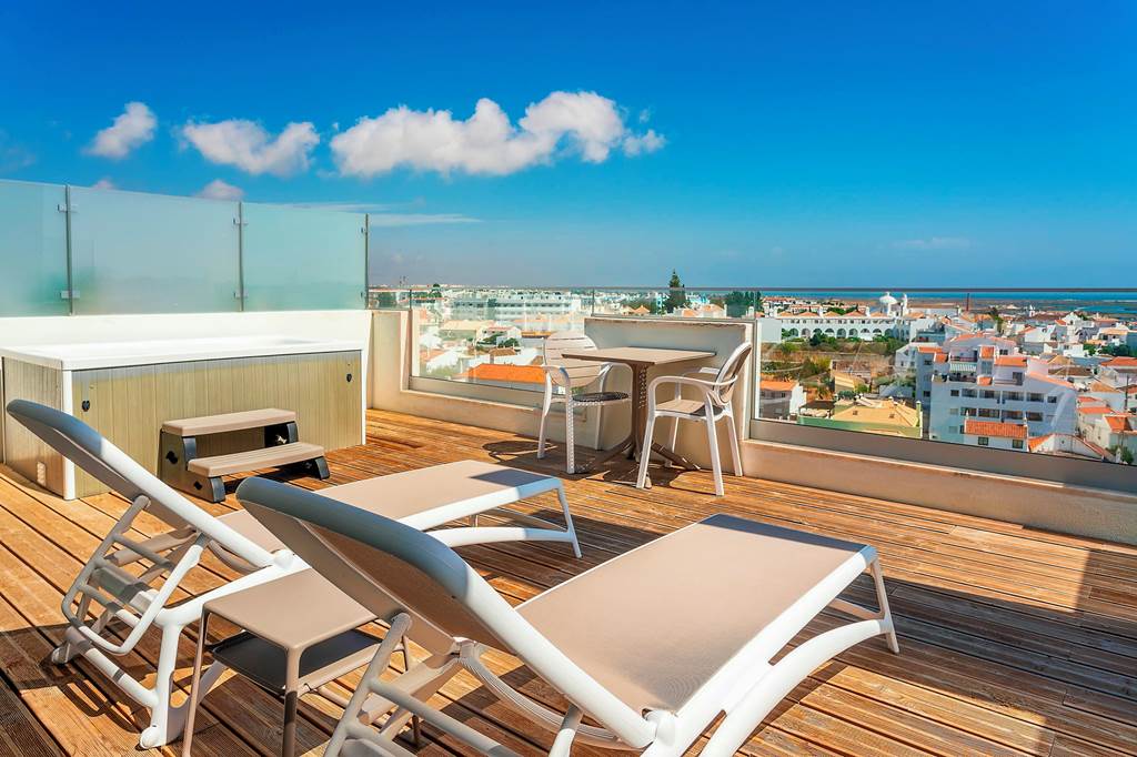 FAO_74742_AP_Maria_Nova_Lounge_Hotel_0723_14.jpg