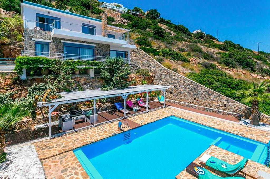 HER_86521_Villa_Senses_1123_01.jpg