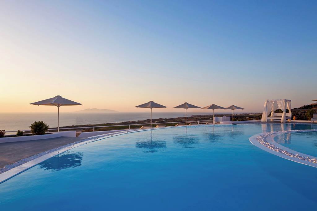 JTR_83988_Amber_Light_Villas_0922_24.jpg