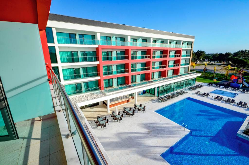 FAO_70156_Aquashow_Park_Hotel_0519_19.jpg