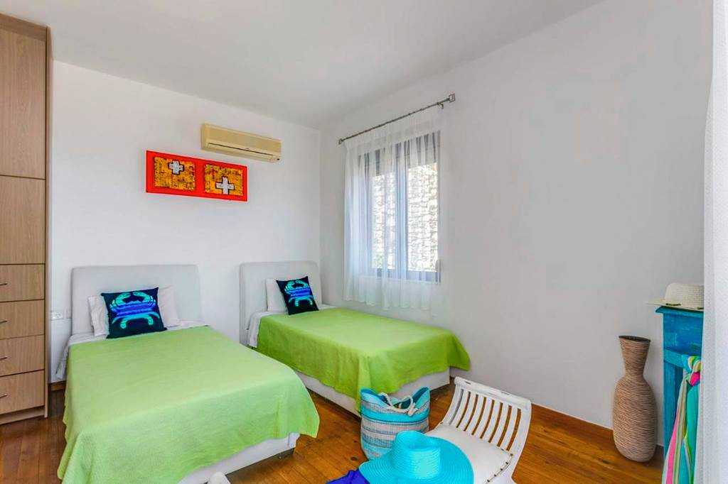 HER_86521_Villa_Senses_1123_04.jpg