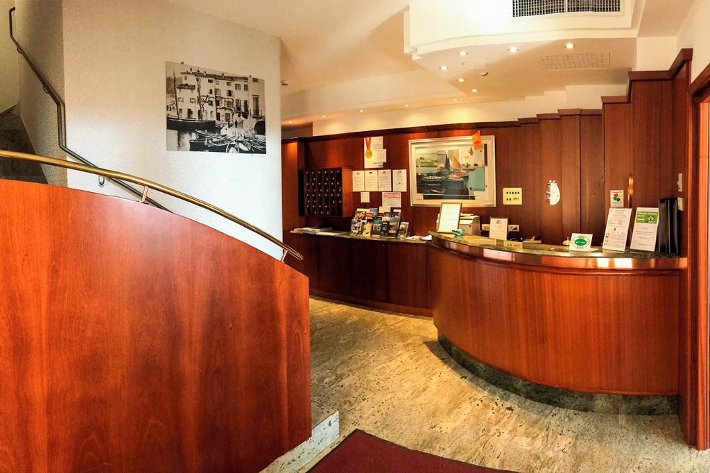 VRN_88071_Hotel_Roma_0624_25.jpg