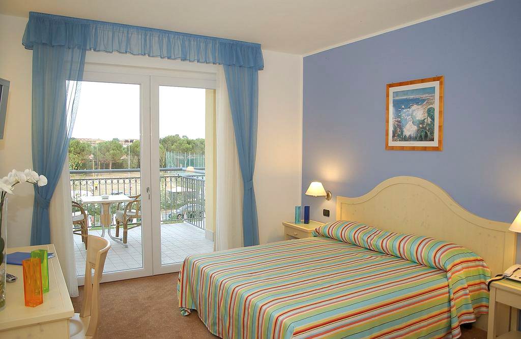VRN_77440_hotel_bella_italia_0418_05.jpg