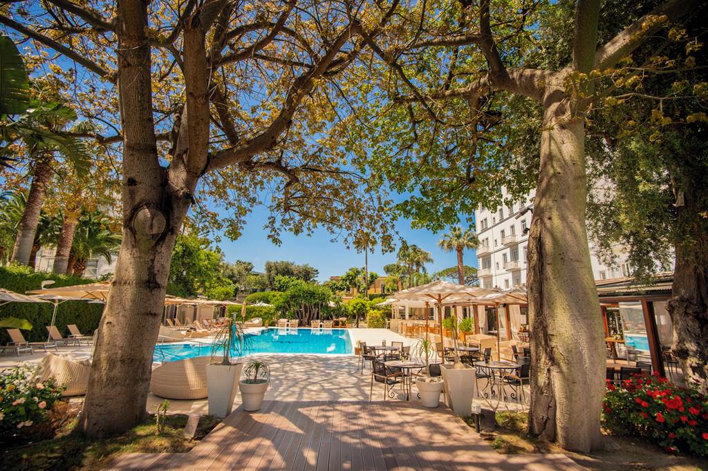 NAP_73272_Hotel_Mediterraneo_Sorrento_1021_11.jpg