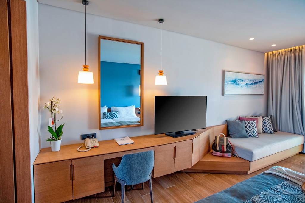 EFL_82425_Apollonian_Asterias_Resort_&_Spa_0720_49.jpg