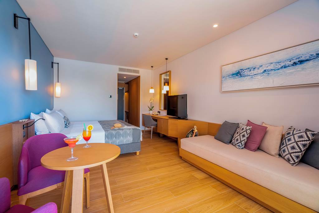 EFL_82425_Apollonian_Asterias_Resort_&_Spa_0720_51.jpg