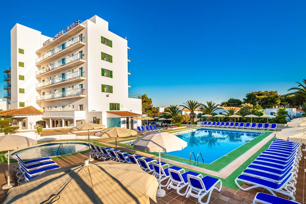 MAH_72953_Globls_Calan_Blanes_0318_01.jpg