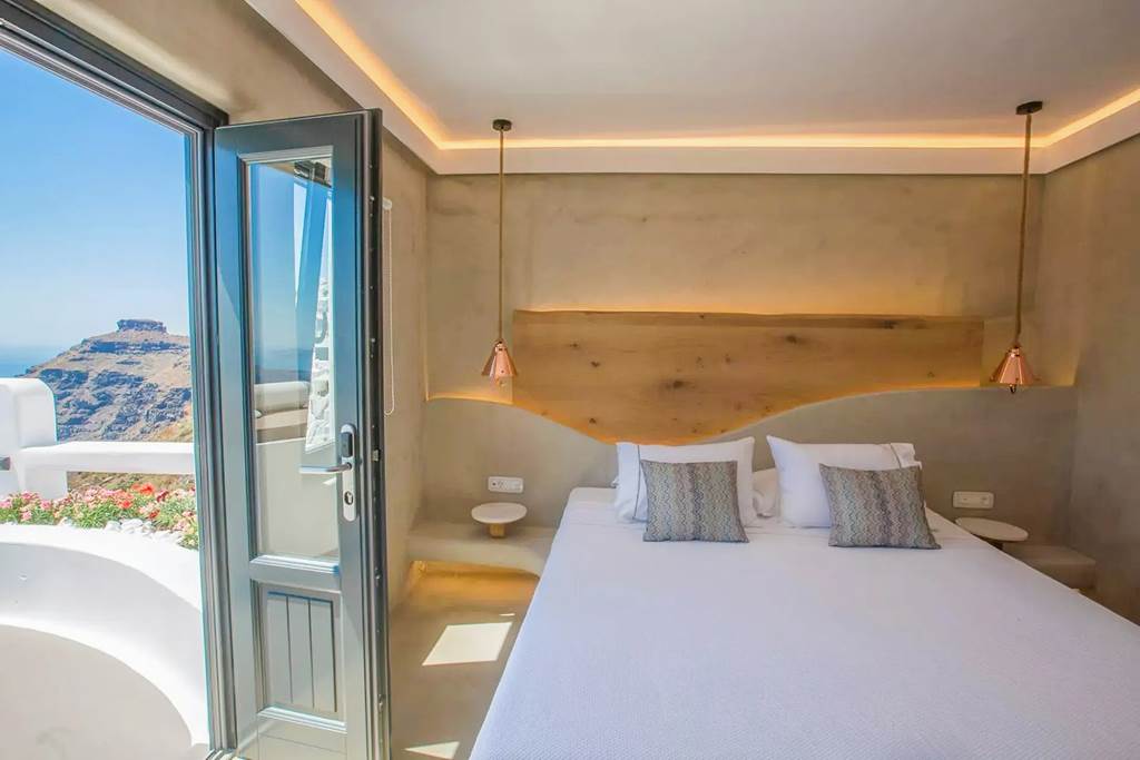 JTR_84395_Chic_Hotel_Santorini_0124_06.jpg