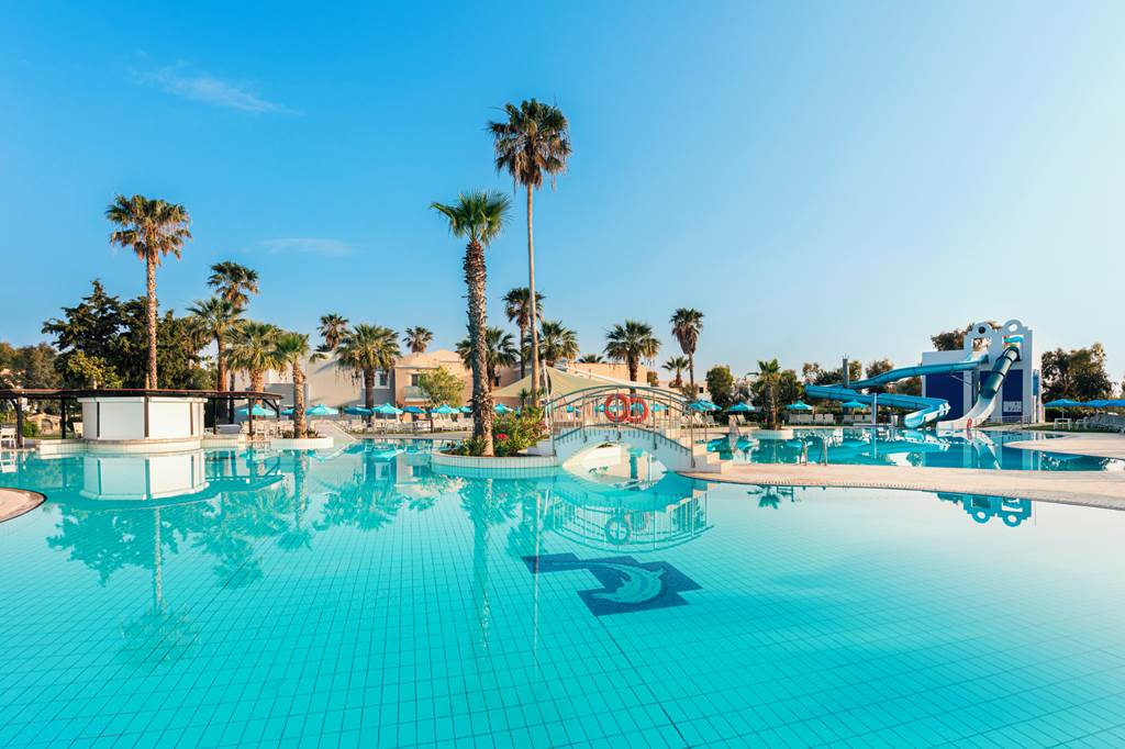 KGS_86170_Atlantica_Marmari_Beach_1123_04.jpg