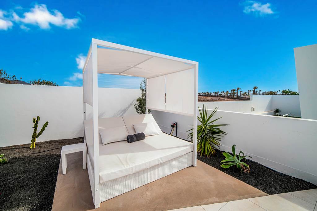 ACE_88946_Villa_Flordeore_0125_03.jpg