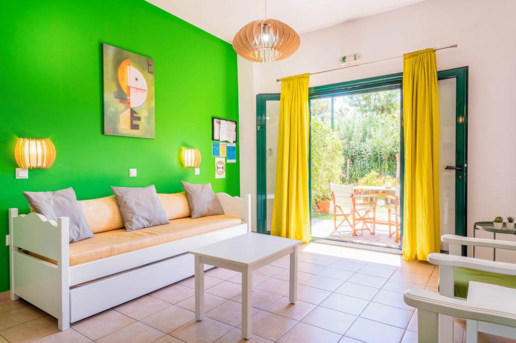 KLX_81343_Artemis_Apartments_1121_24.jpg