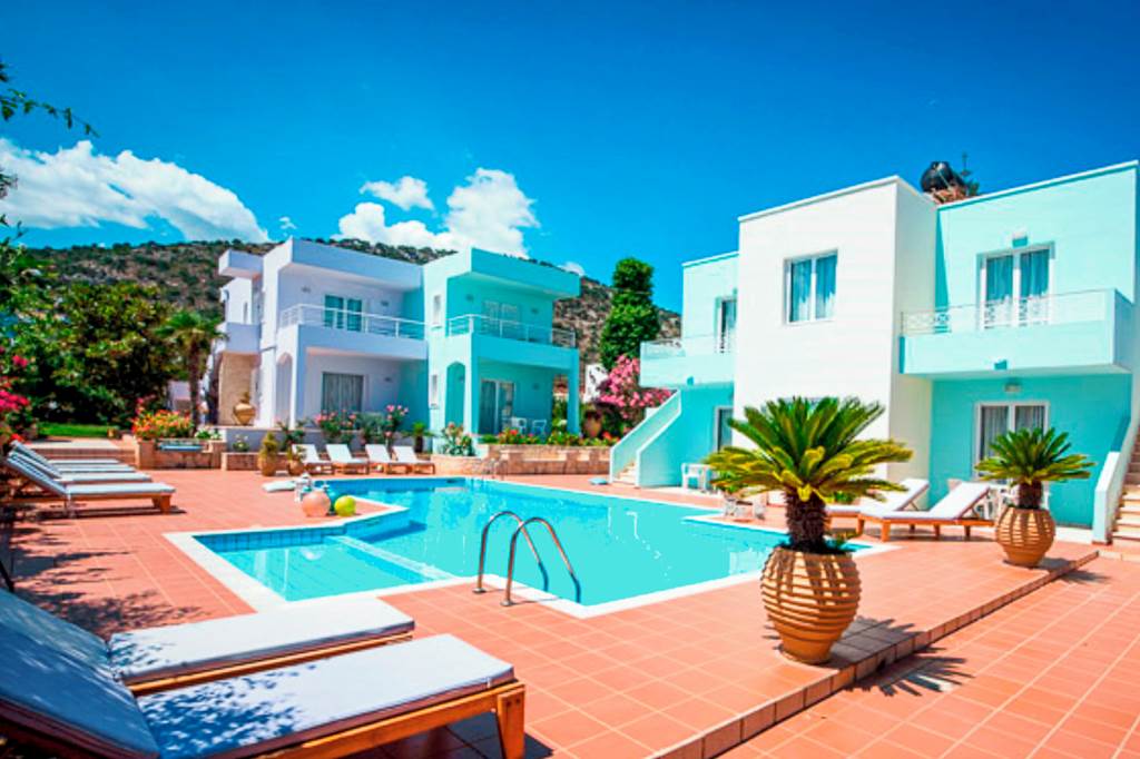 HER_87746_W_Suites_&_Apartments_0624_14.jpg