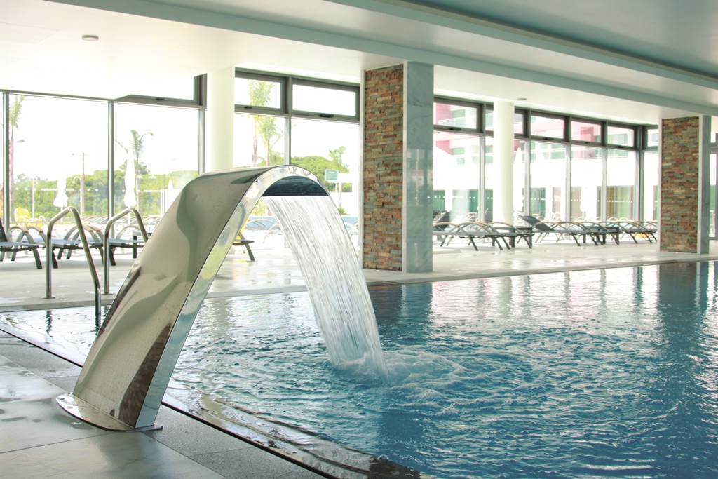 FAO_70156_AQUASHOW_PARK_0812_12.jpg