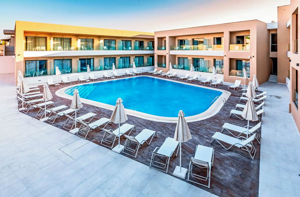 ZTH_83971_White_Olive_Elite_Hotel_1022_15.jpg