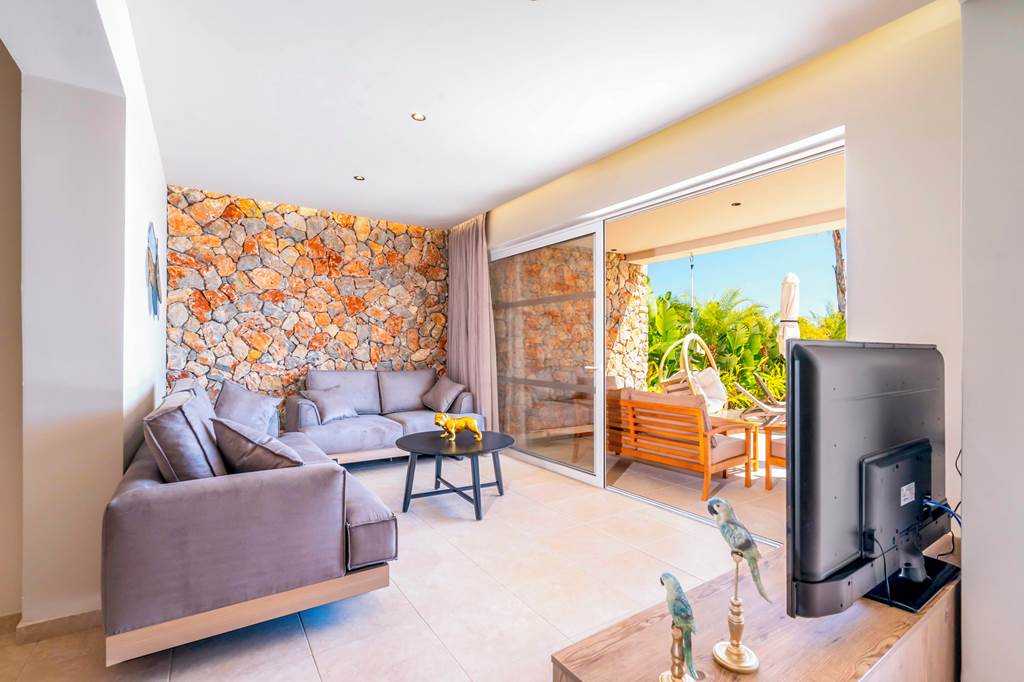 RHO_83650_Venezia_Luxury_Living_-_Premium_Luxury_Villa_0322_01.jpg