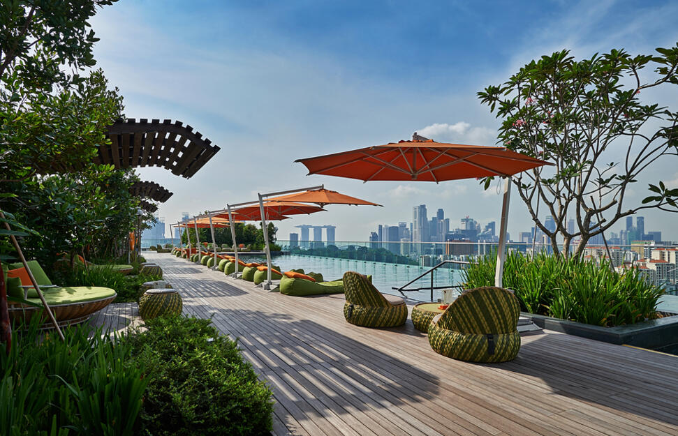Jen-Singapore-Orchardgateway-4.jpg