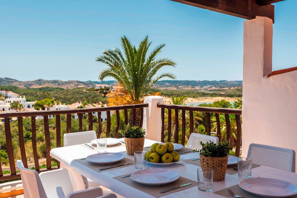 MAH_77315_Villas_Playas_de_Fornells_0824_12.jpg