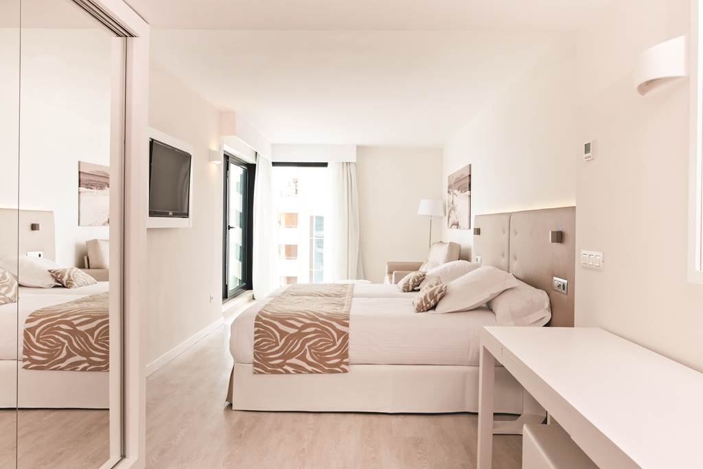 PMI_74661_IBEROSTAR_Cala_Millor_1116_06.jpg