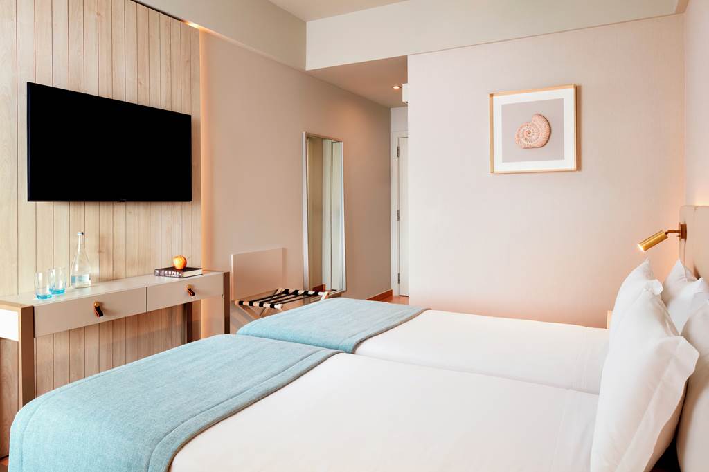 FAO_581_Dom_Jose_Beach_Hotel_0224_03.jpg