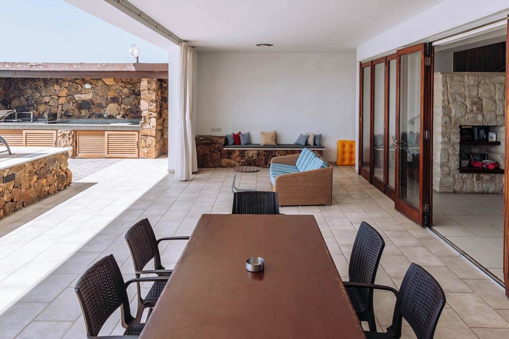 PFO_88914_Z&X_Holiday_Villas_-_Villa_Karavi_0125_14.jpg