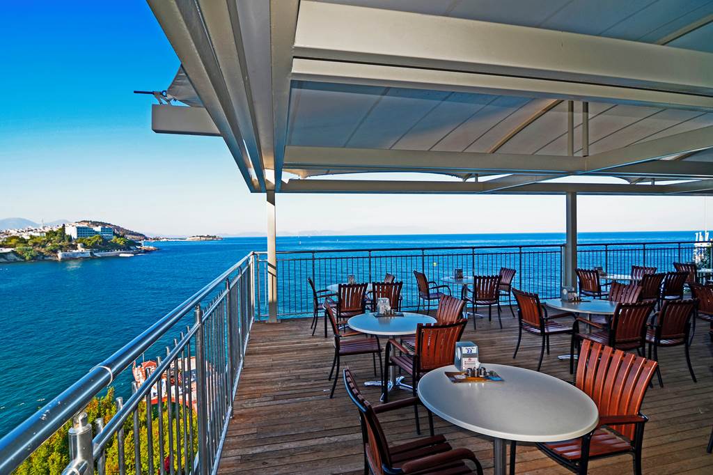 ADB_78376_KoruMar_Deluxe_Hotel_1119_09.jpg