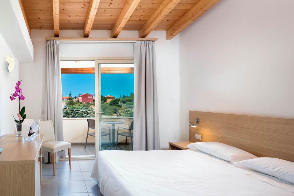 OLB_84973_Hotel_San_Teodoro_0123_03.jpg