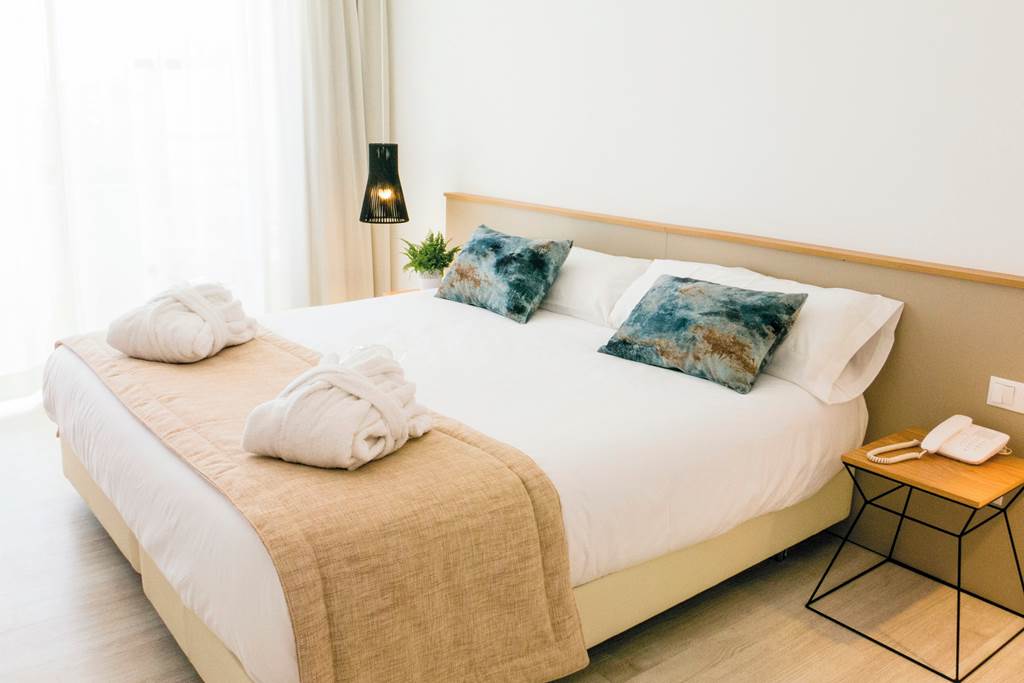 PMI_80692_Globales_Cala_Bona_Suites_0619_23.jpg