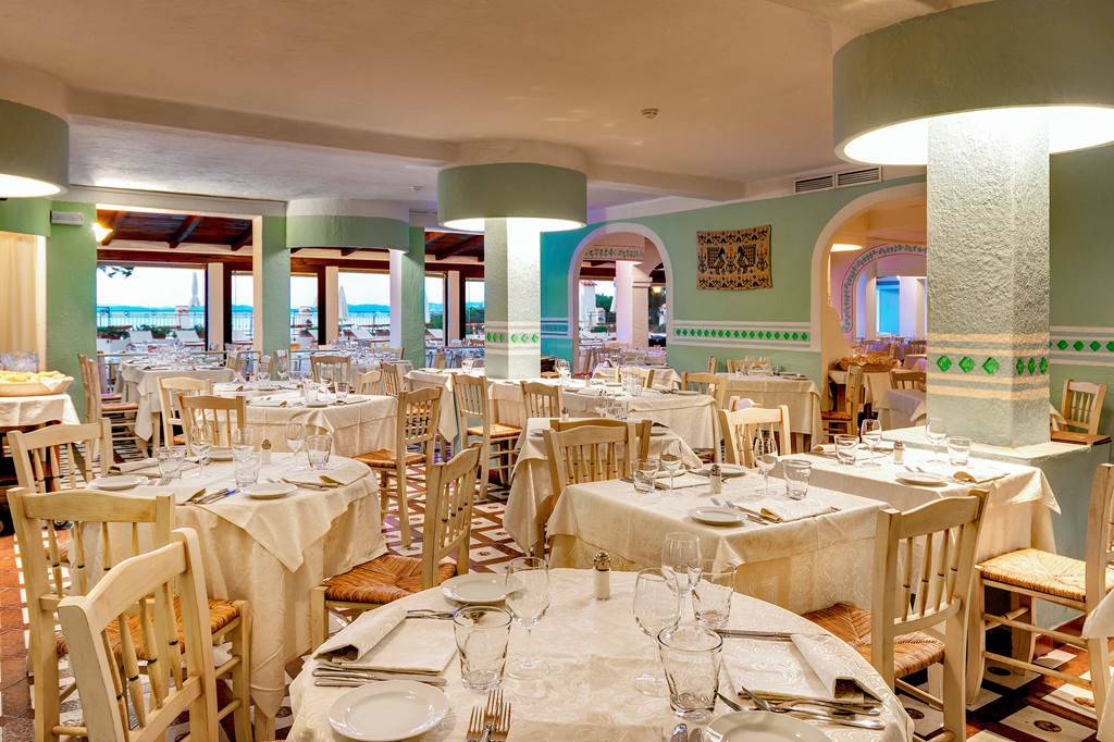 OLB_82900_Grand_Hotel_Smeraldo_Beach_0321_17.jpg