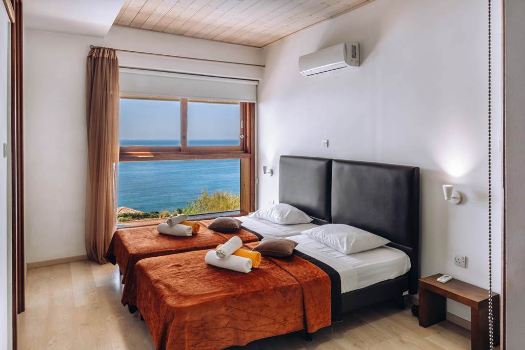 PFO_88914_Z&X_Holiday_Villas_-_Villa_Karavi_0125_06.jpg