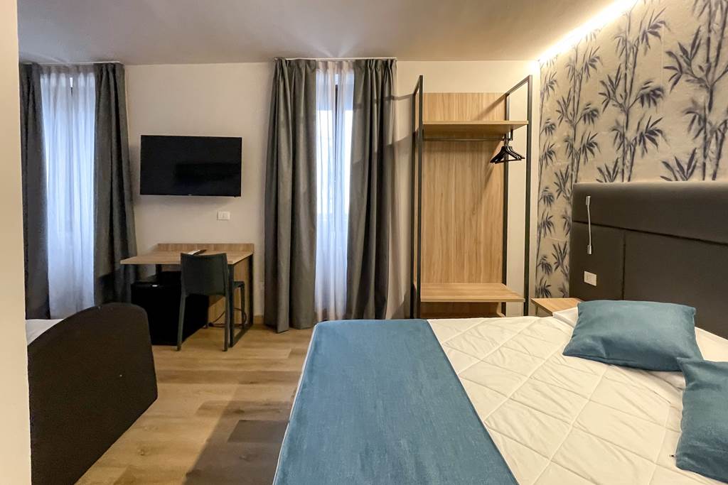 VRN_83448_Hotel_Touring_0522_04.jpg