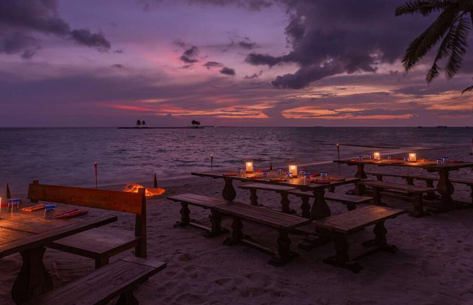 The-Standard-Huruvalhi-Maldives-23.jpg