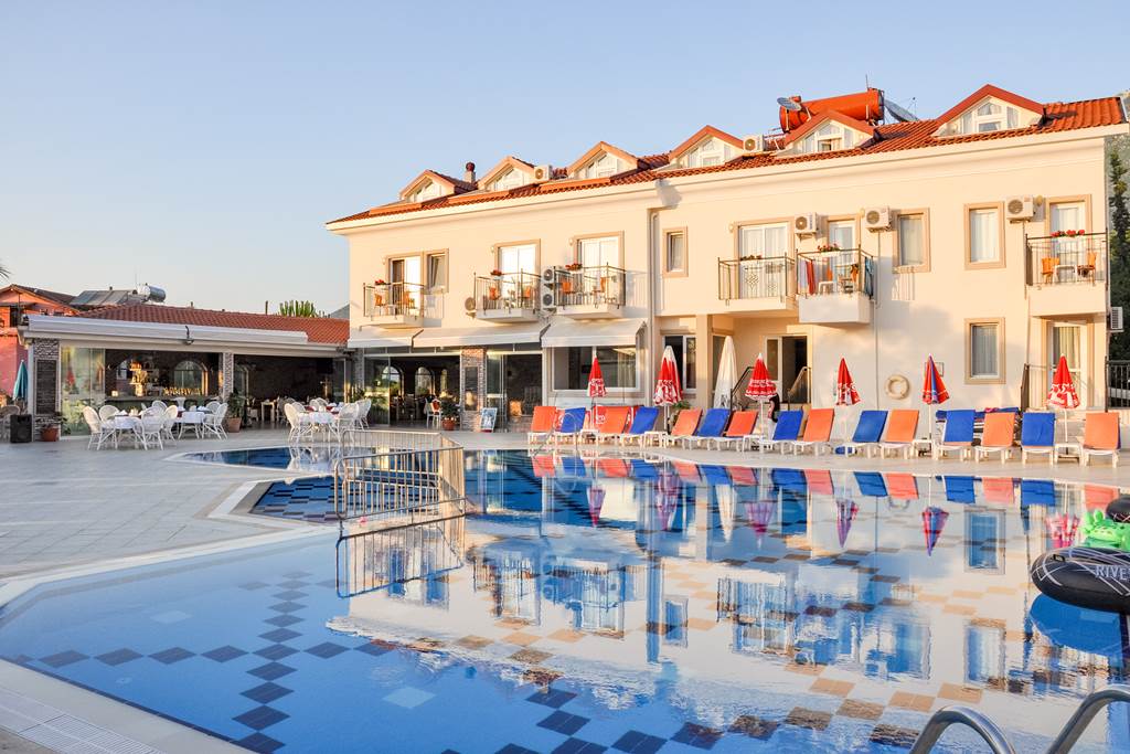 DLM_77322_Lagoon_Hotel_1117_05.jpg