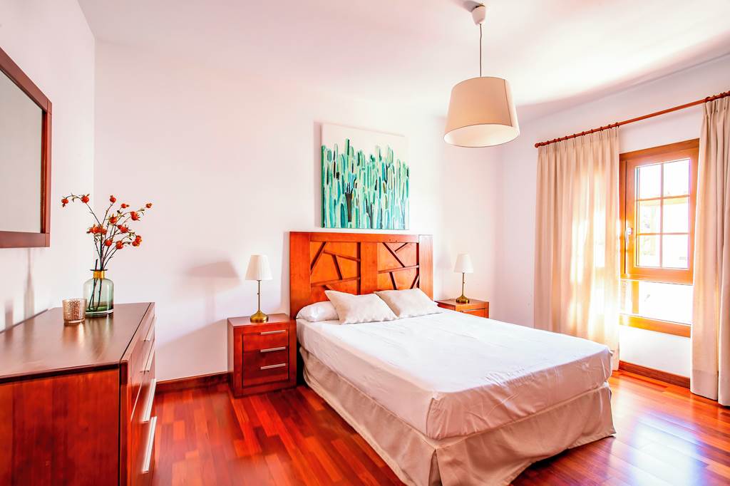 ACE_75756_Las_Caletas_Village_-_Three_Bedroom_Villa_0419_04.jpg
