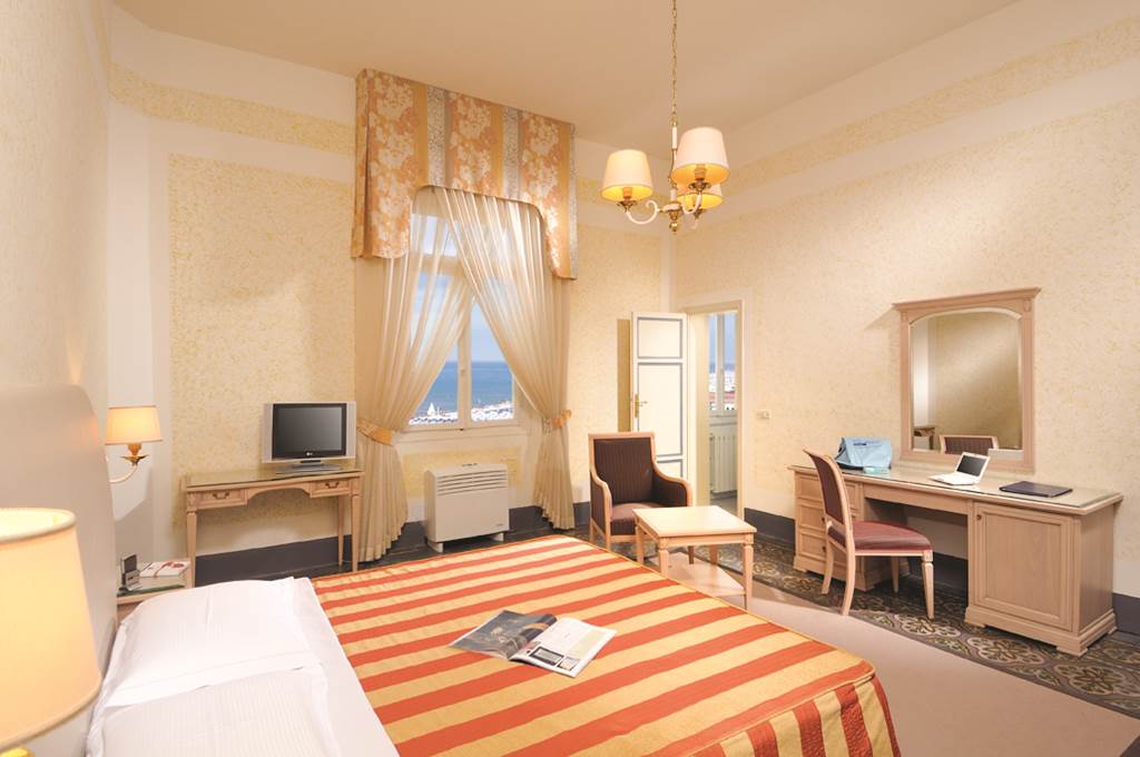 PSA_72333_GH_ROYAL_VIAREGGIO_1215_02.jpg