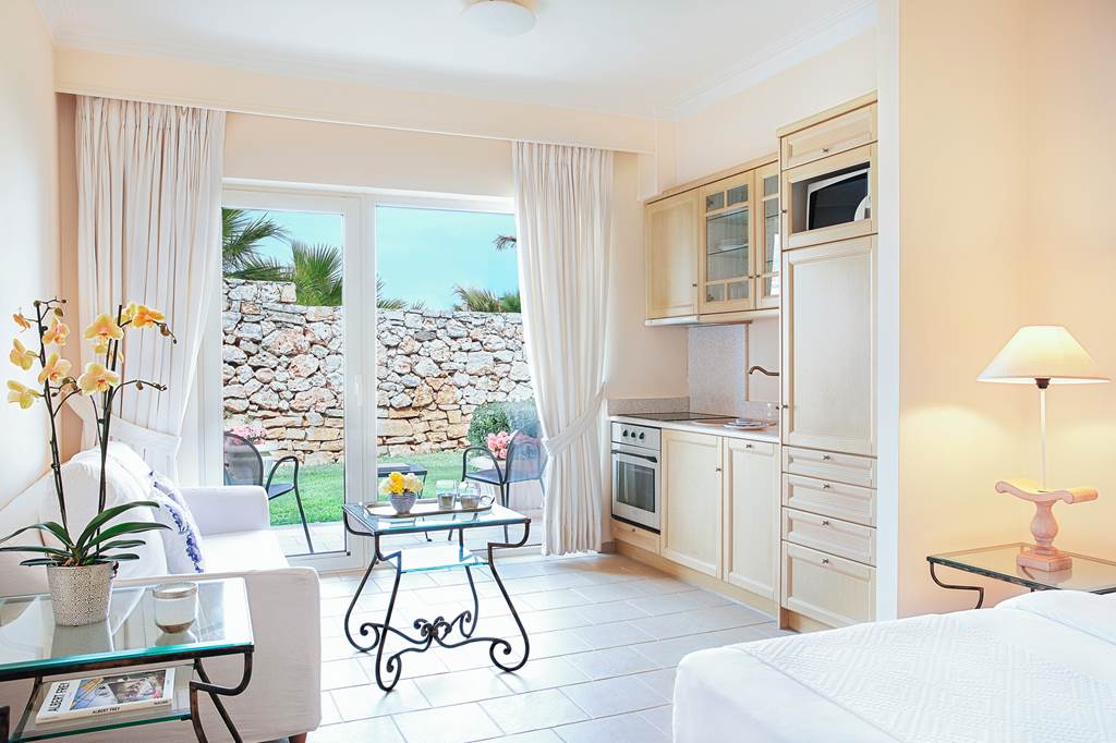 HER_78875_Grecotel_Marine_Palace_&_Aqua_Park_0923_02.jpg