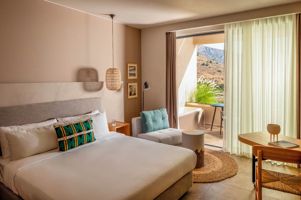 HER_87255_Domes_Aulus_Elounda_Suites_Cool_Inclusive_1024_07.jpg
