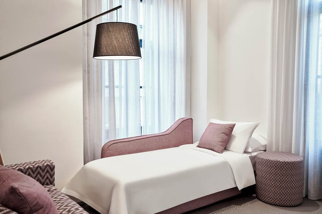 ATH_89110_NLH_Monastiraki_0125_40.jpg