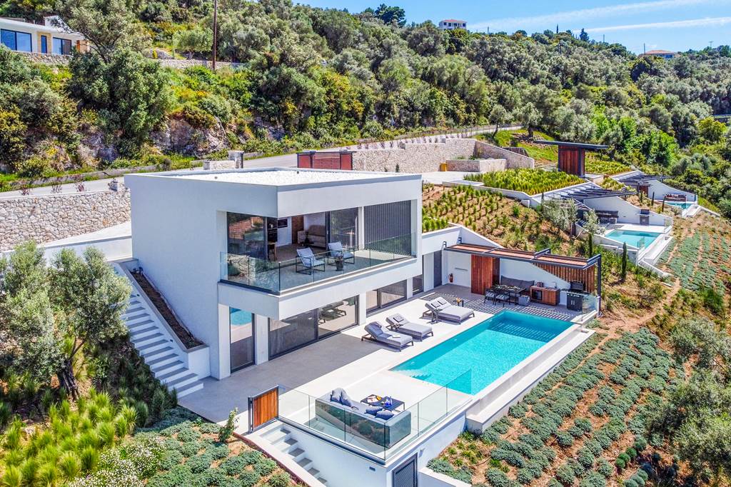 PVK_83903_Villa_Above_the_Blue_0622_16.jpg