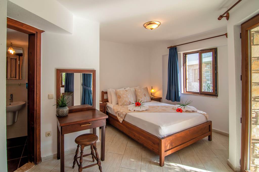 DLM_83122_Turay_Hotel_1221_06.jpg
